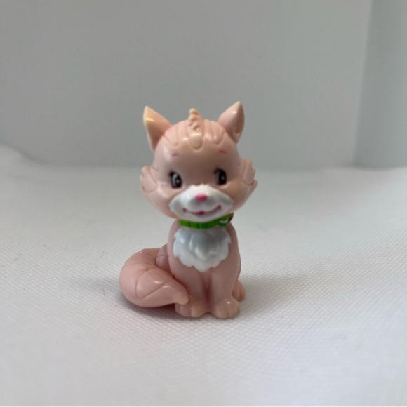 Vintage Strawberry Shortcake’s Cat CUSTARD The Cat Pet Figures - Picture 1 of 2